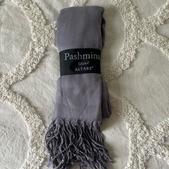 pashmina Accessories - Pashmina Altare Shawl Scarf